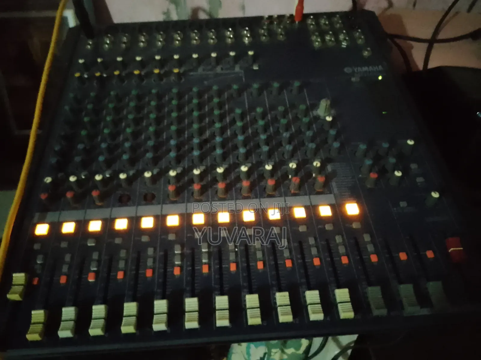Yamaha Mixer