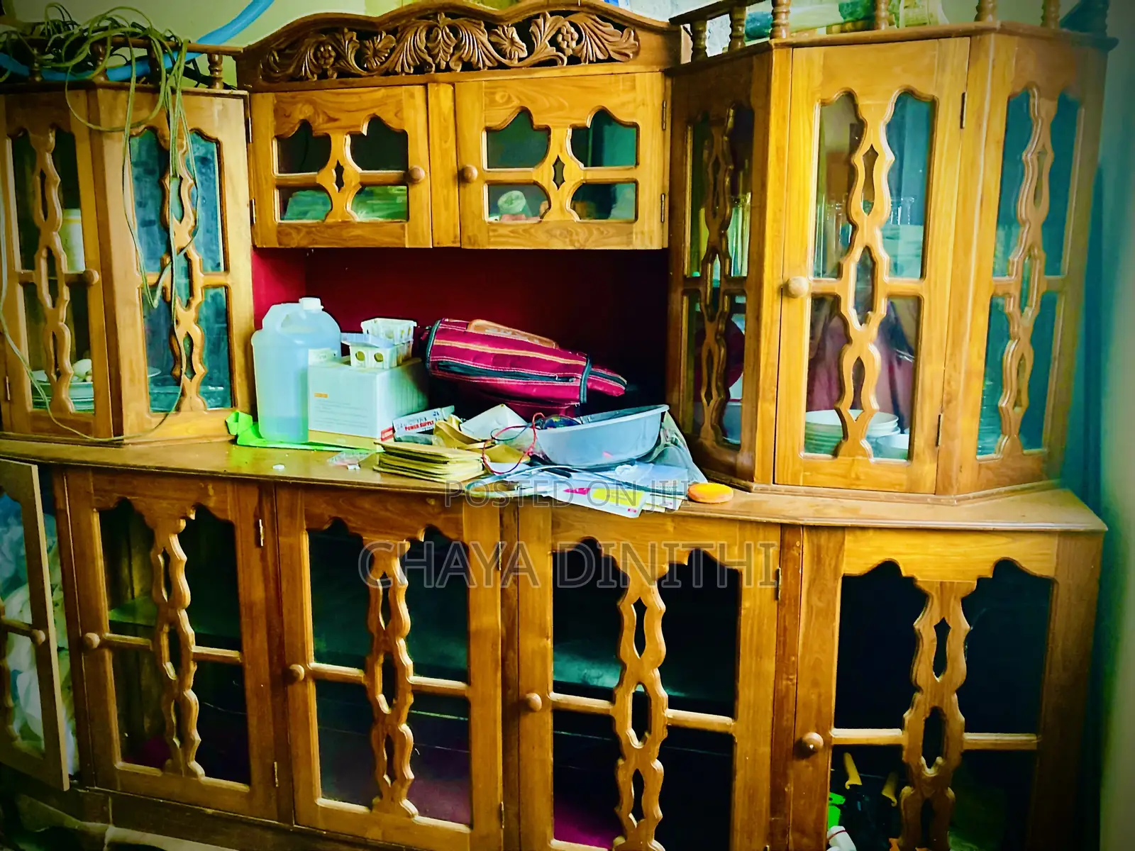 Show Cupboard