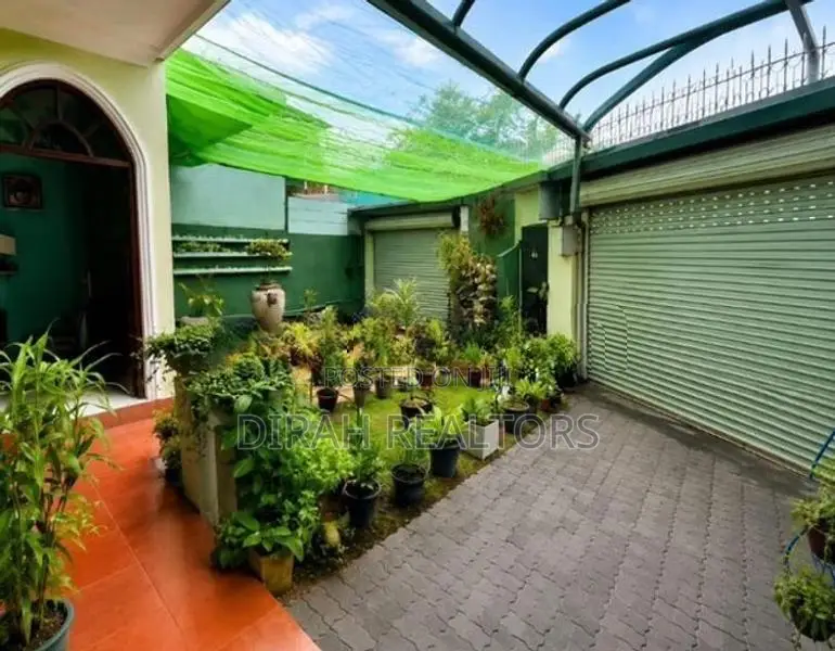 5BR House for Rent | Dehiwala (DS-003)