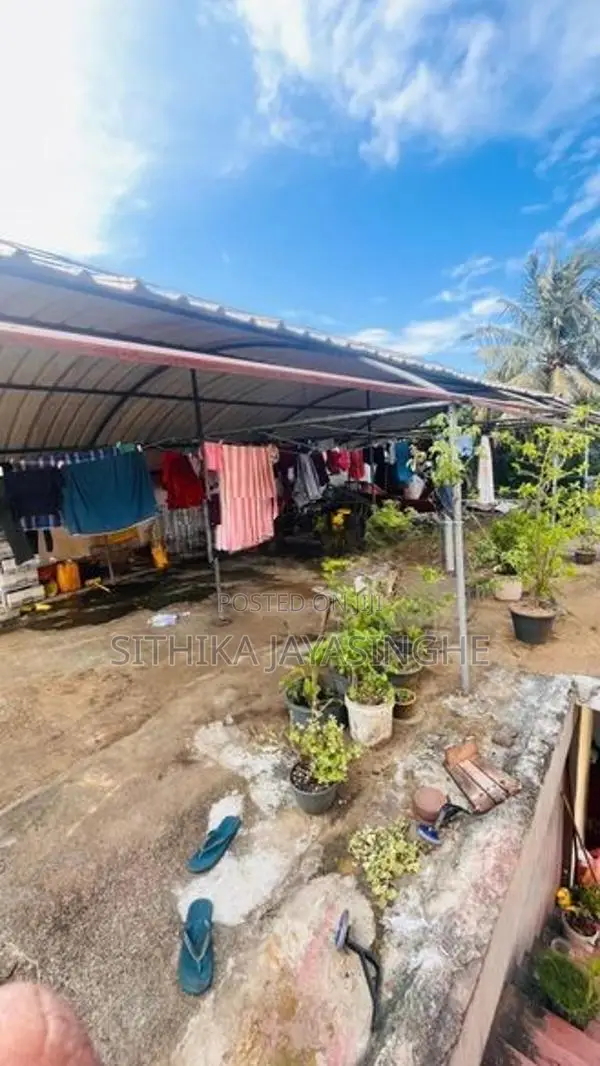 House for Sale in Kent Road Demtagoda