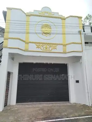 Spacious 6 Bedroom House for Rent in Udahamulla