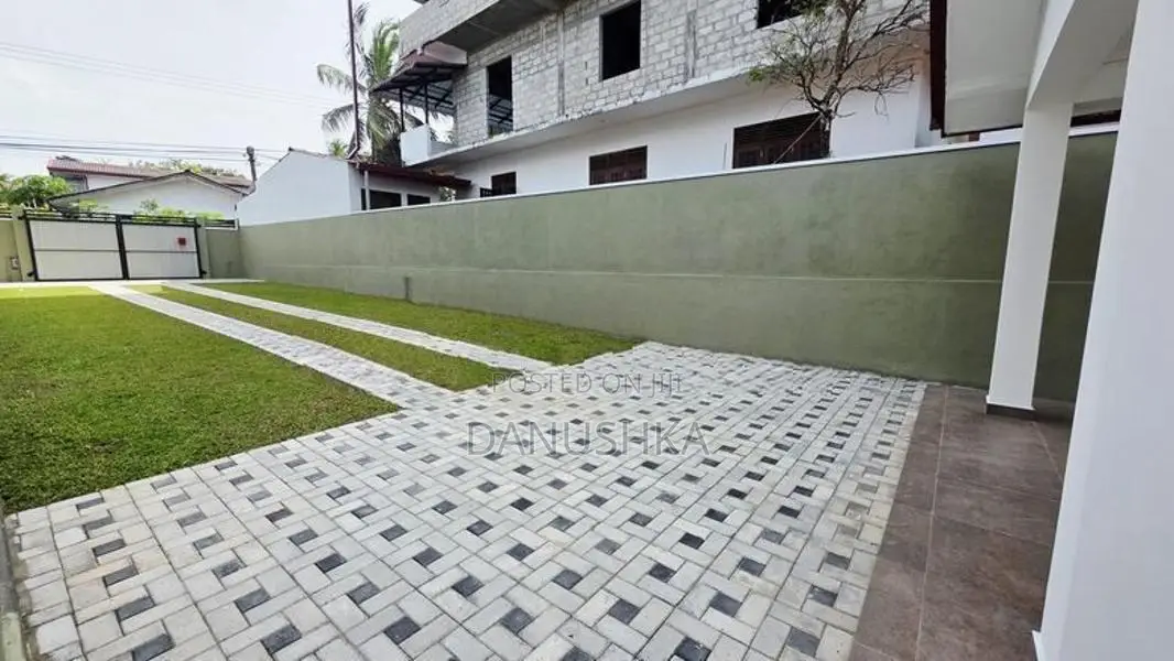 House for Sale Halpita - Kesbawa