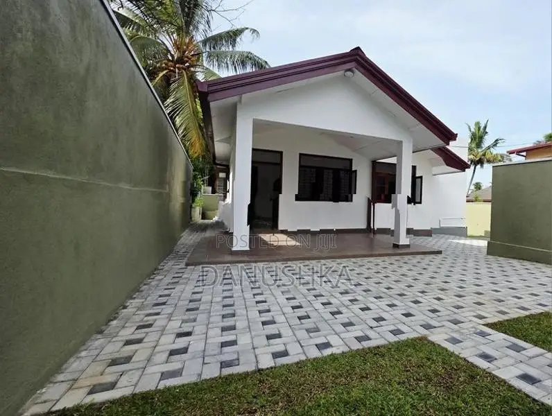 House for Sale Halpita - Kesbawa
