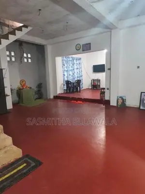 කුරුණෑගලින් පර්චස් 10ක අලුත් නිවසක් විකිණීමට