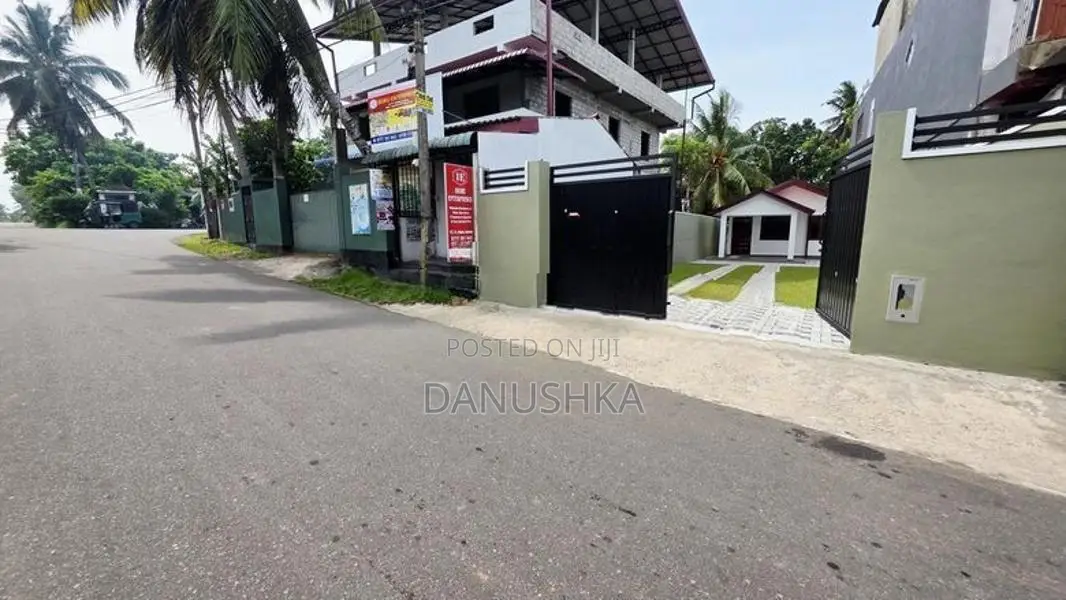 House for Sale Halpita - Kesbawa