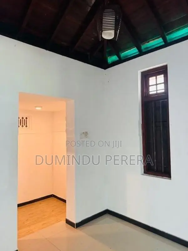 Single Story House For Sale Suwarapola