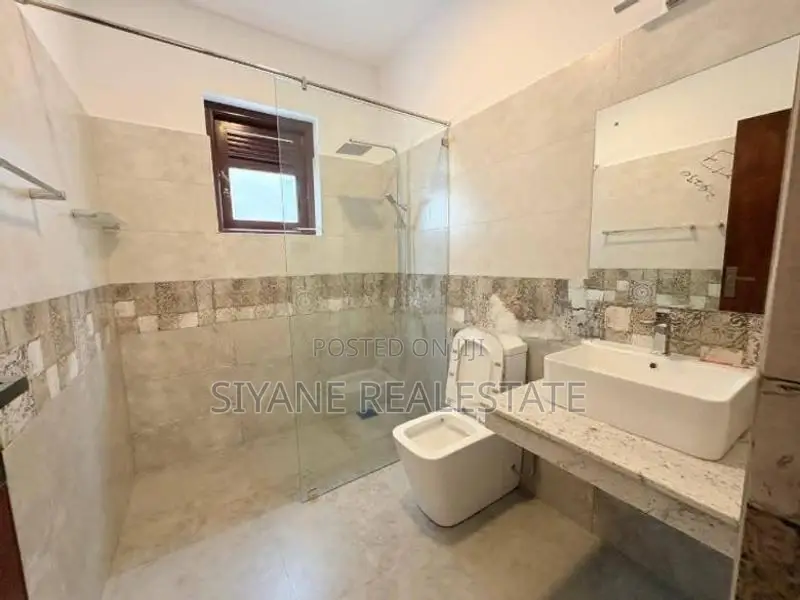 Brand New Architecturally Designed Luxury House for Sale Battaramulla