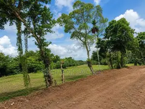 Two Arces Land for Sale Makumbura