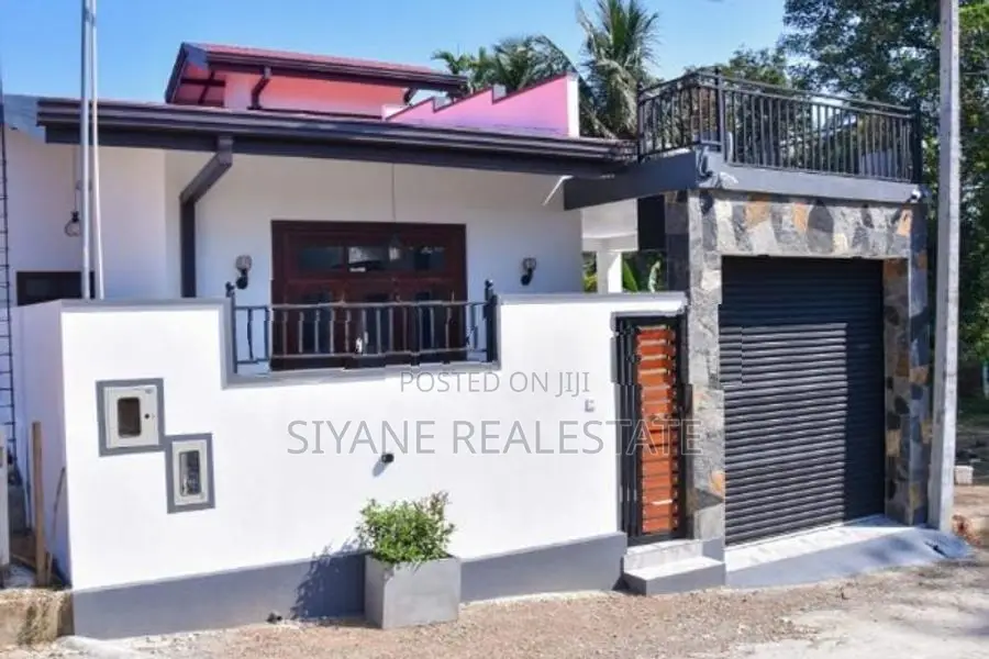 Brand New House for Sale in Athurugiriya
