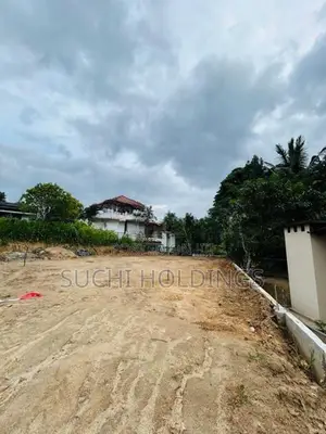 Land for Sale – Yatiwawala, Katugastota