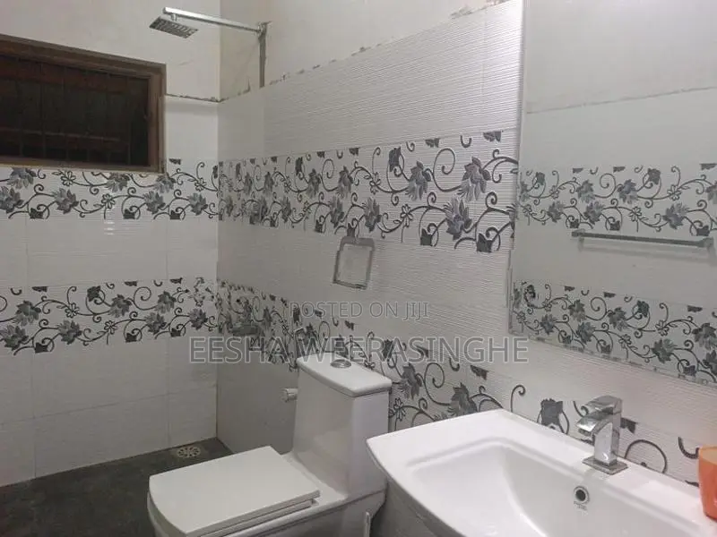 Upstair House for Rent Near Negombo