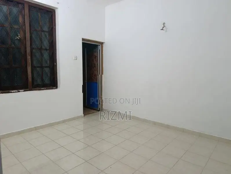 1st floor 2BR house for rent in kawdana samagi mawata