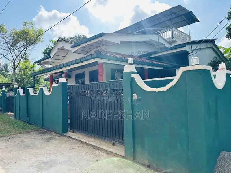 4 Bed Room 2 Bath House For Rent - Kelaniya
