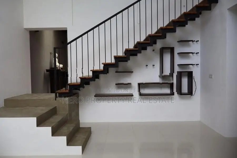 Valuable Commercial Property for Rent in Boralesgamuwa
