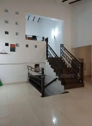 Modern Spacious 3 Story House for Rent in Rathupaswala