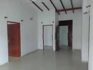 2BR second floor house for rent dehiwala sudarsana rd papaà