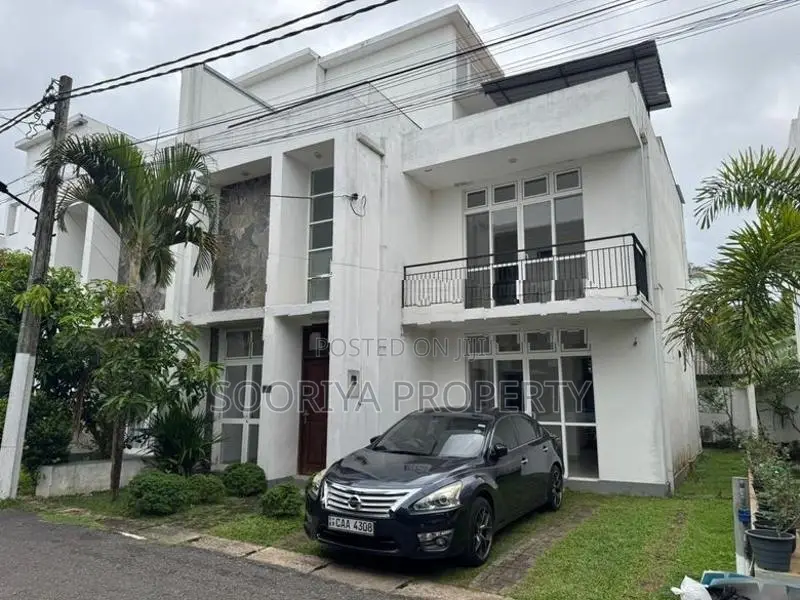 ALMOST BRAND NEW HOUSE FOR SALE IN MORATUWA PILIYANDALA