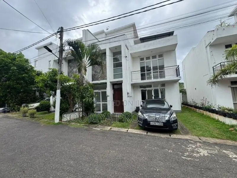 ALMOST BRAND NEW HOUSE FOR SALE IN MORATUWA PILIYANDALA