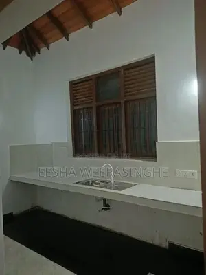 Upstair House for Rent Near Negombo