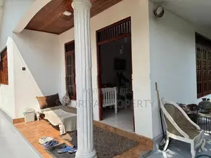 3 BEDROOMS BEAUTIFUL SINGLE STORY HOUSE FOR SALE - BANDARAGAMA