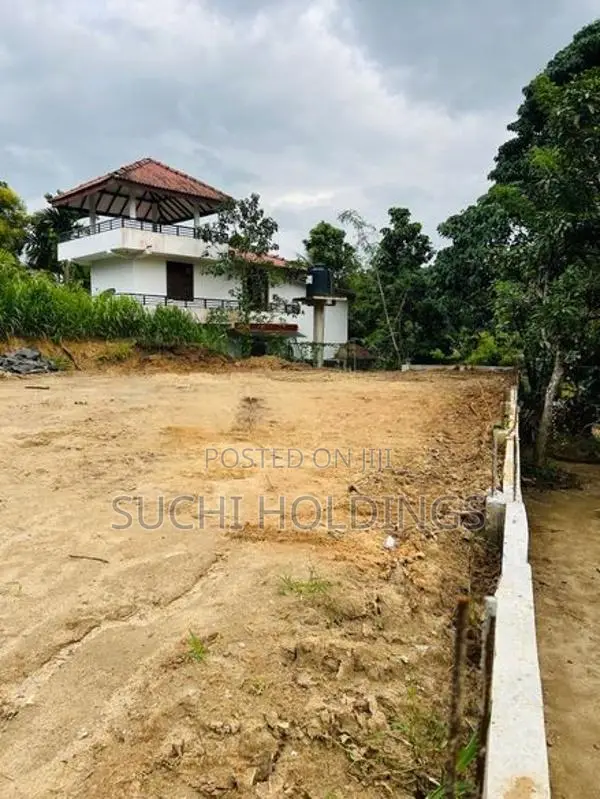 Land for Sale – Yatiwawala, Katugastota