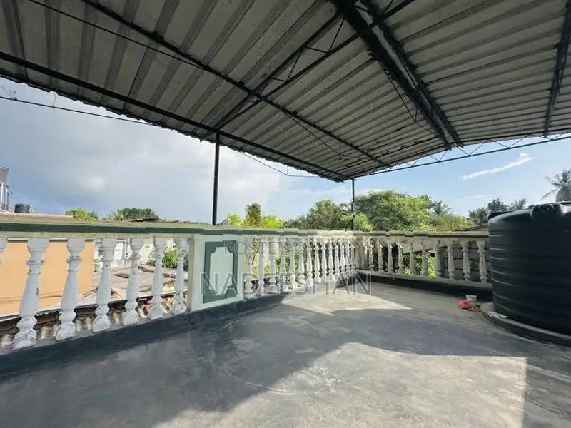 4 Bed Room 2 Bath House For Rent - Kelaniya