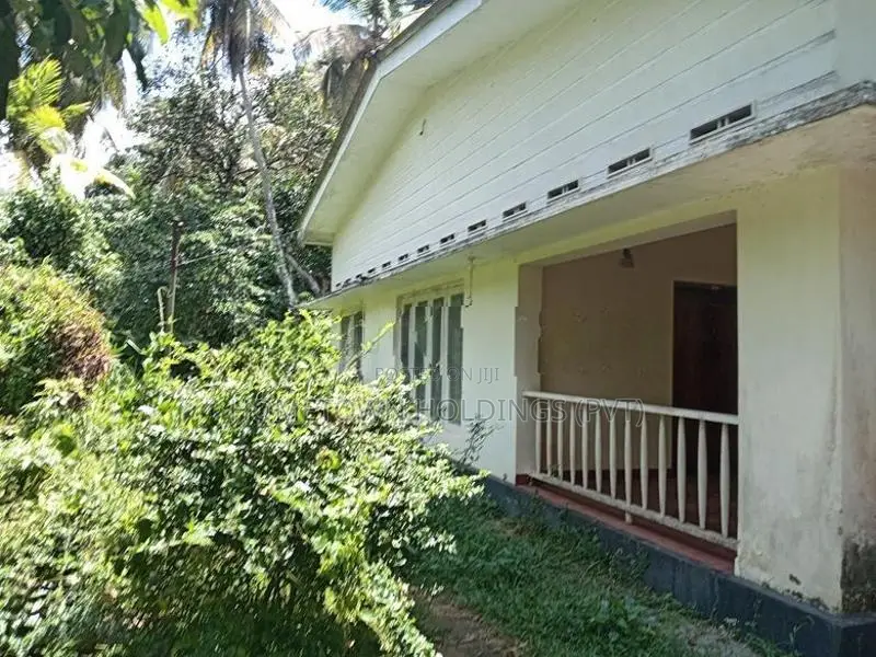 Rubber Land with House for Sale Nelumdeniya