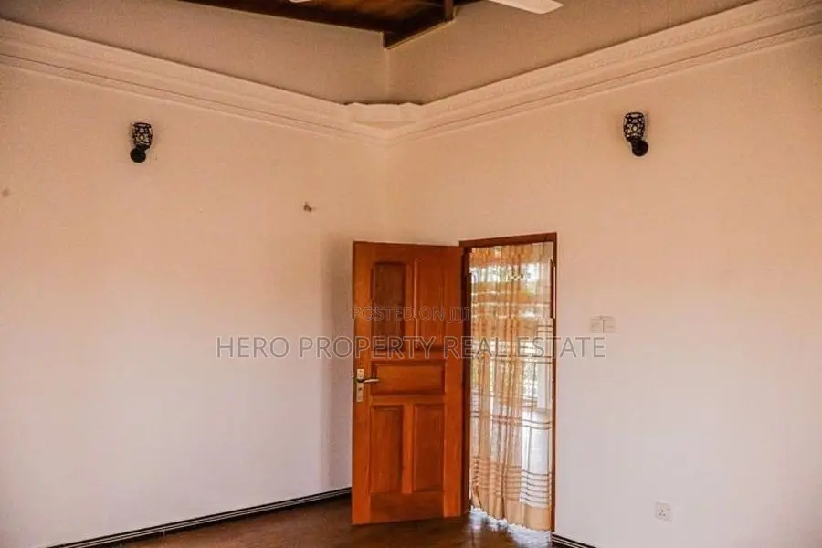 ✴️ Luxury Modern House for Rent in Moratuwa