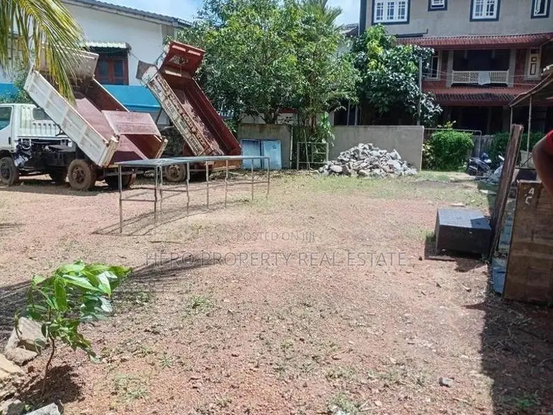 Valuable 10 Perches Land for Sale in Boralesgamuwa