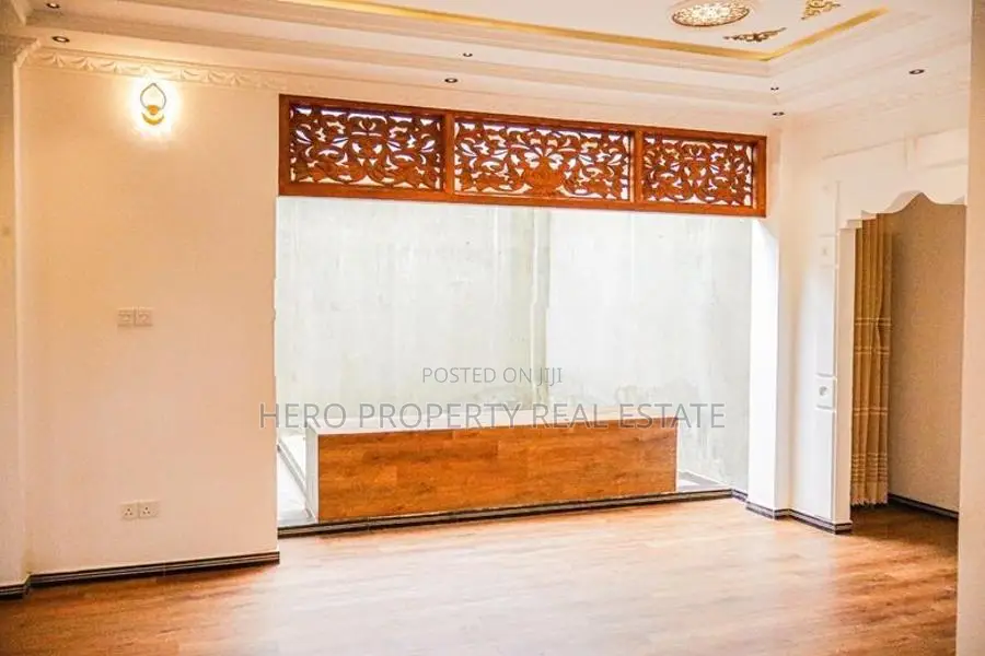 ✴️ Luxury Modern House for Rent in Moratuwa