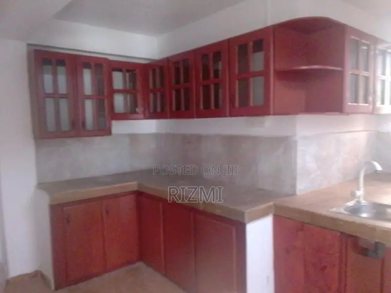 2BR second floor house for rent dehiwala sudarsana rd papaà