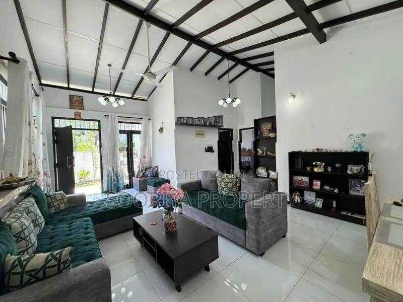 SPACIOUS NEW HOUSE FOR SALE IN PILIYANDALA