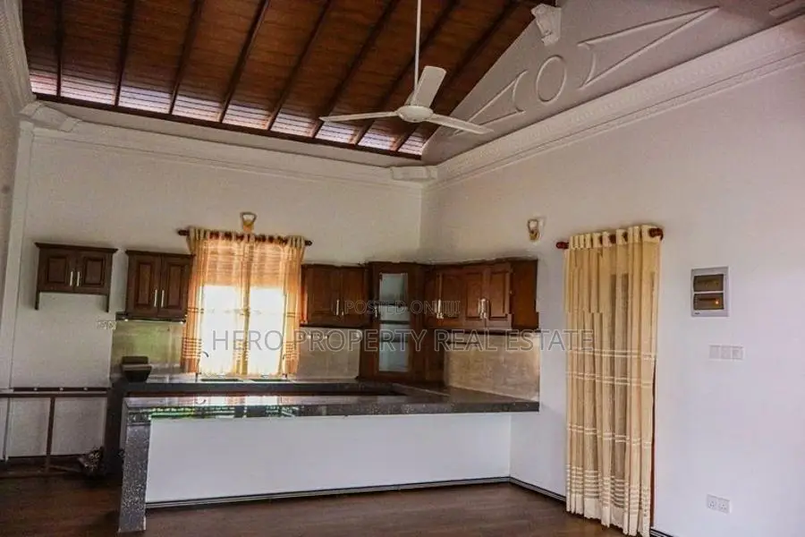 ✴️ Luxury Modern House for Rent in Moratuwa