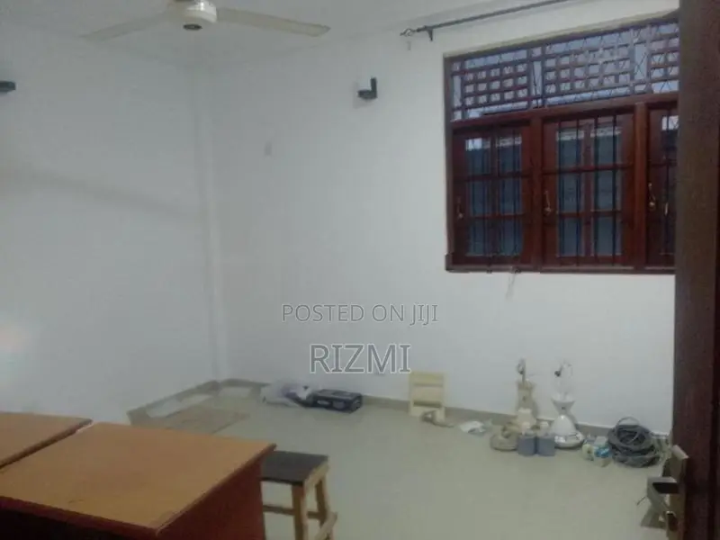 ground floor 2BR house for rent in dehiwala galvihara road
