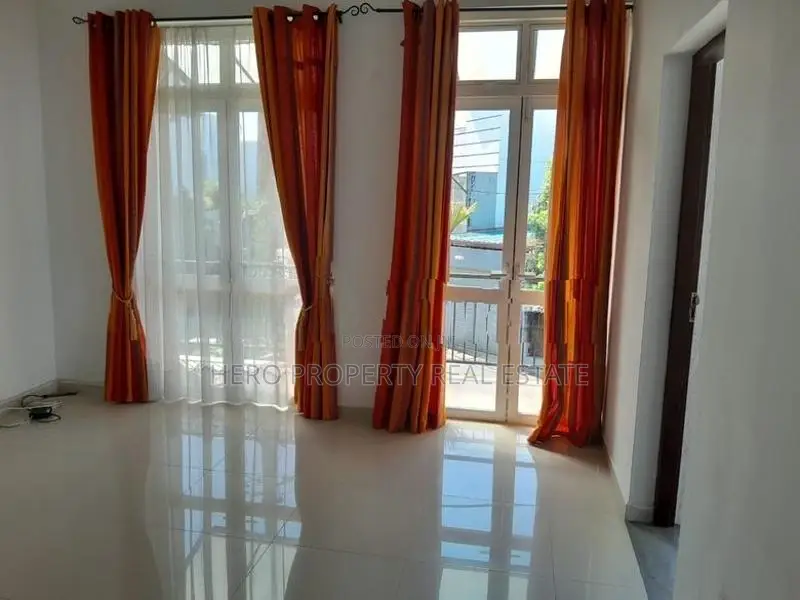 Luxury Two Story House for Rent in Kottawa