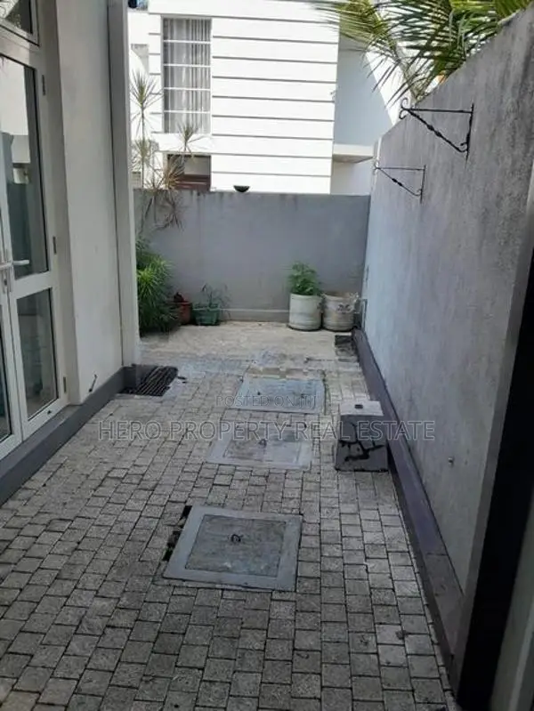 Luxury Two Story House for Rent in Kottawa