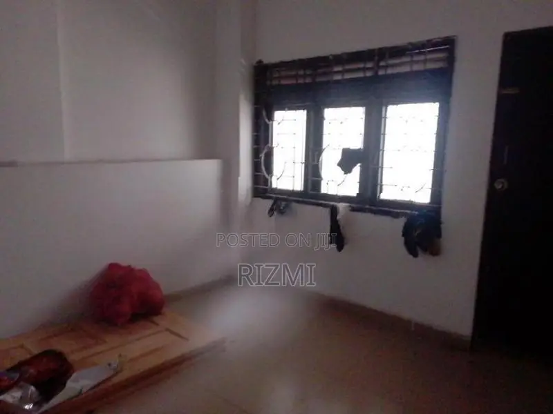 single storey 3BR individual house for rent in galvihara road