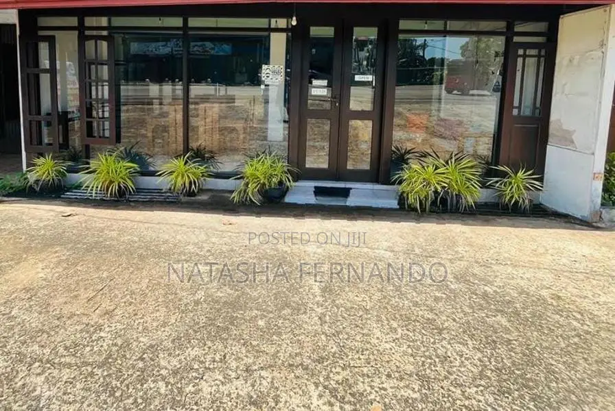 Commercial Space For Rent in Horethuduwa , Moratuwa