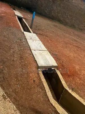 අකුරැස්ස පරදූව ඉඩම් කැබලි හතක් විකිනීමට
