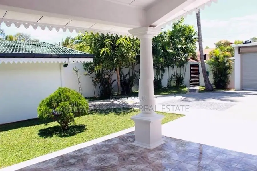 Modern Villa Type House for Rent in Negombo