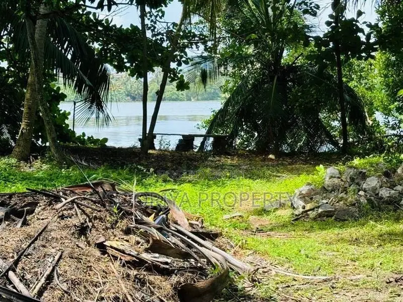 54 PERCHES LAND FOR SALE - MORATUWA