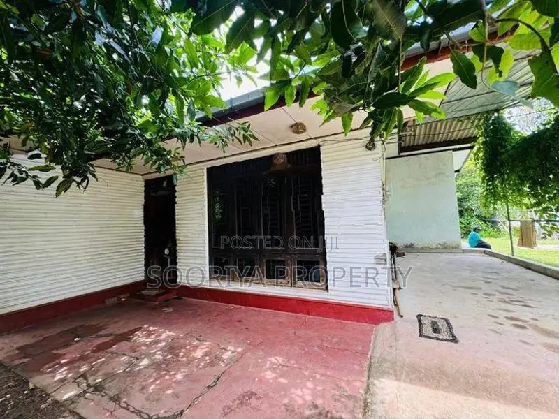 54 PERCHES LAND FOR SALE - MORATUWA