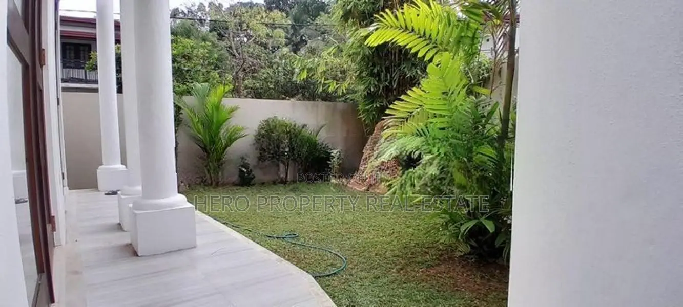 Modern Luxury House for Sale in Pannipitiya