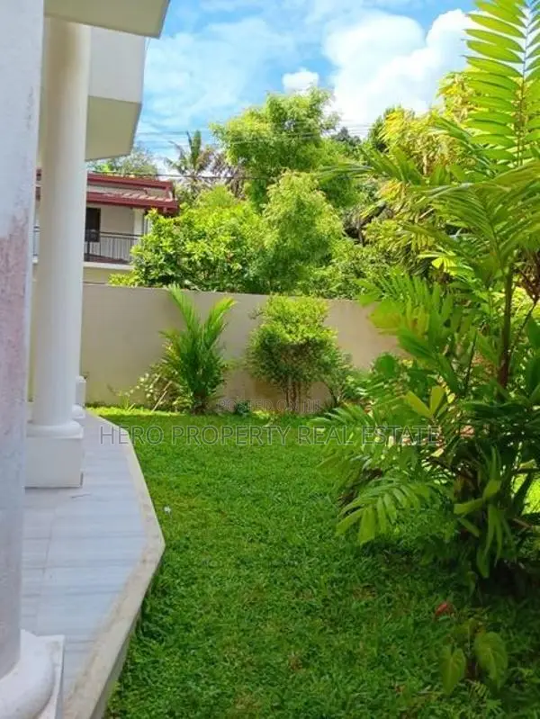 Modern Luxury House for Sale in Pannipitiya