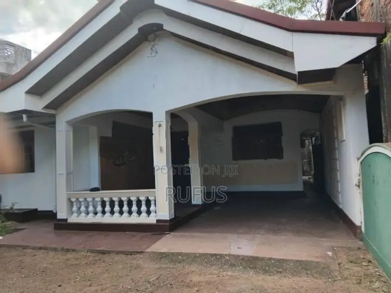 Land With House For Sale In Kandana