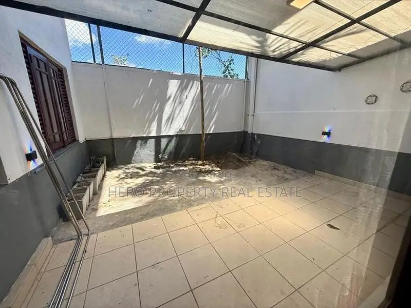 Modern House for Sale in Pannipitiya