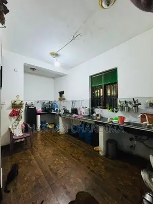 Land with Building for Sale Kiribathgoda