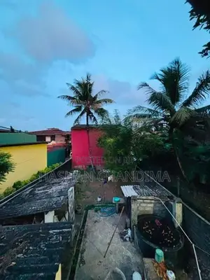 Land with Building for Sale Kiribathgoda