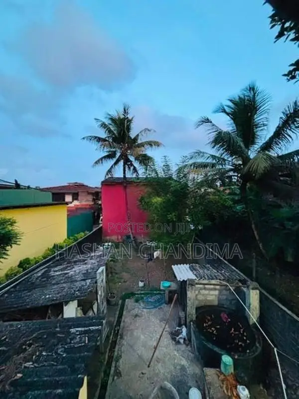 Land with Building for Sale Kiribathgoda