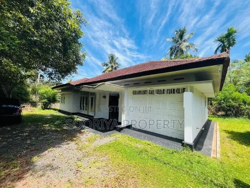 IN PANADURA TOWN 25 PERCHES SUPERB LAND FOR SALE